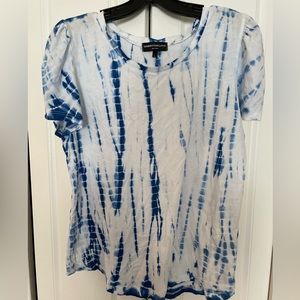 LIKE NEW Generation Love T-Shirt- Size Large